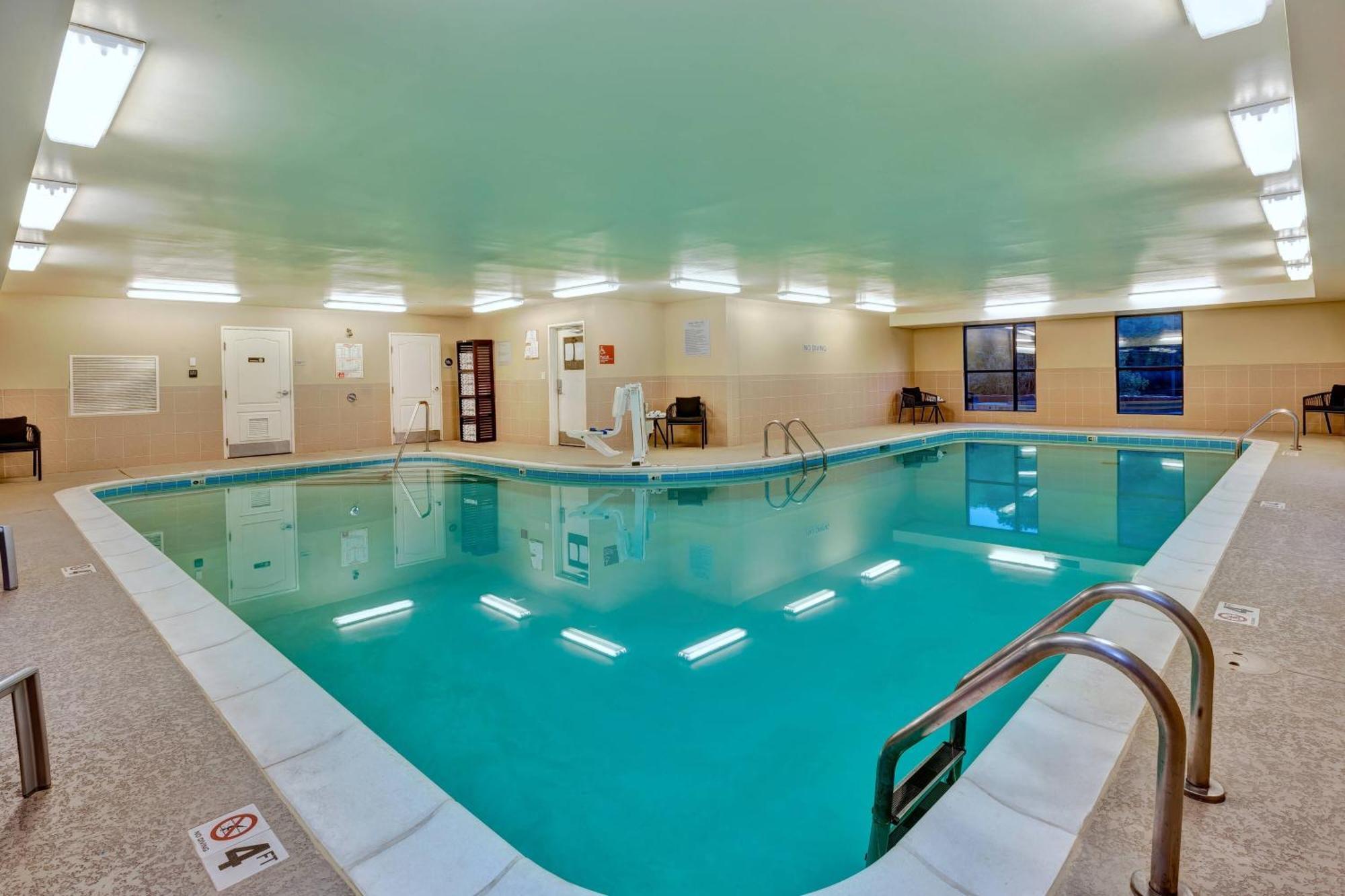 Towneplace Suites By Marriott Nashville Airport Zewnętrze zdjęcie